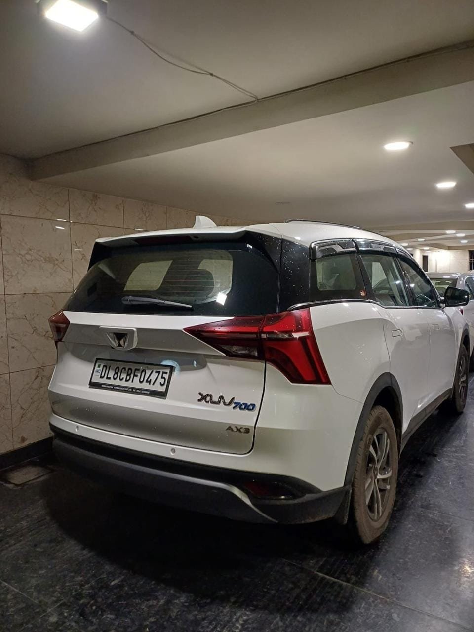 Rent a self drive car in Delhi- Mahindra XUV700